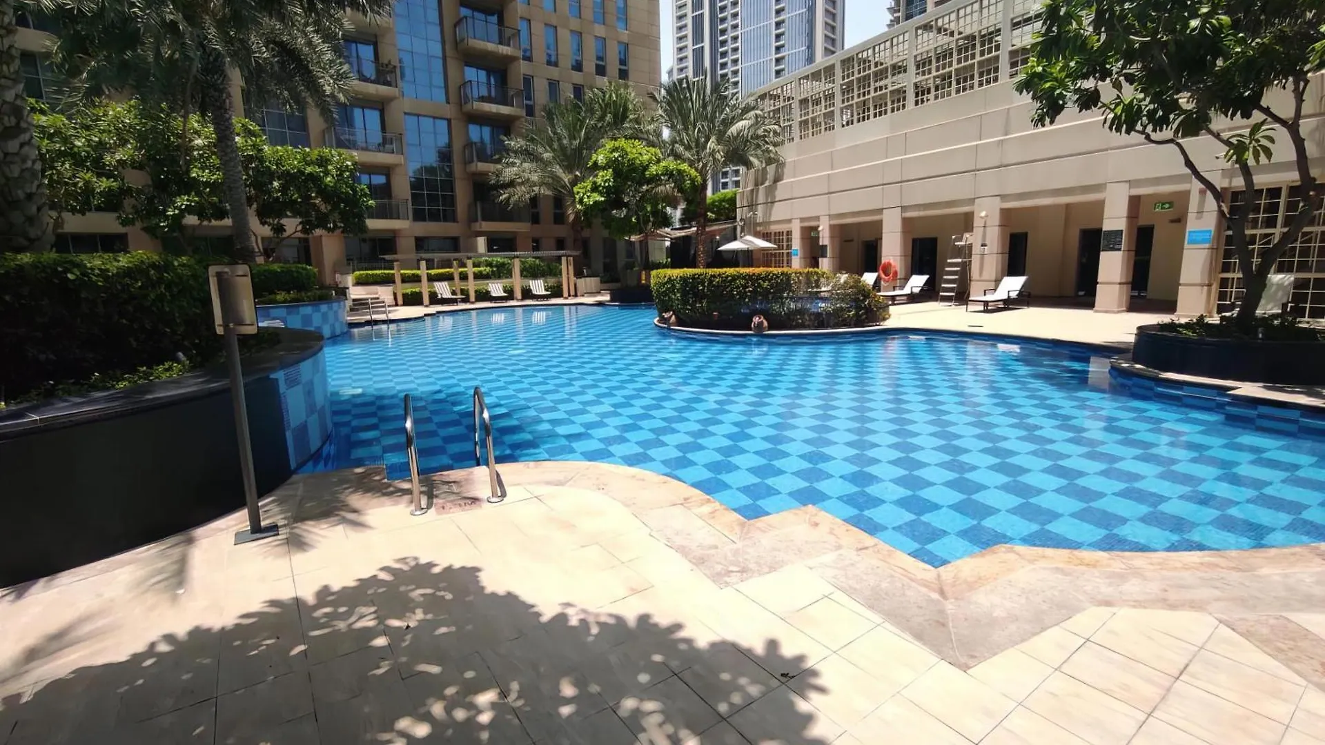شقة Lux Bnb Standpoint Tower Burj & Fountain Views دبي