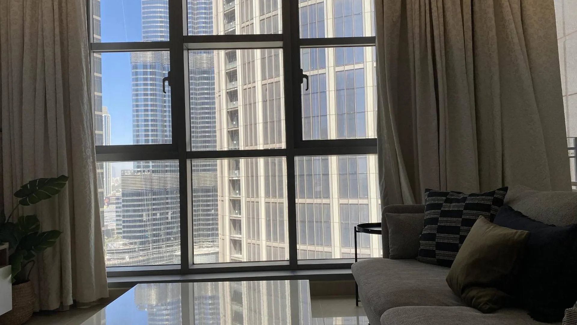 Lux Bnb Standpoint Tower Burj & Fountain Views دبي شقة