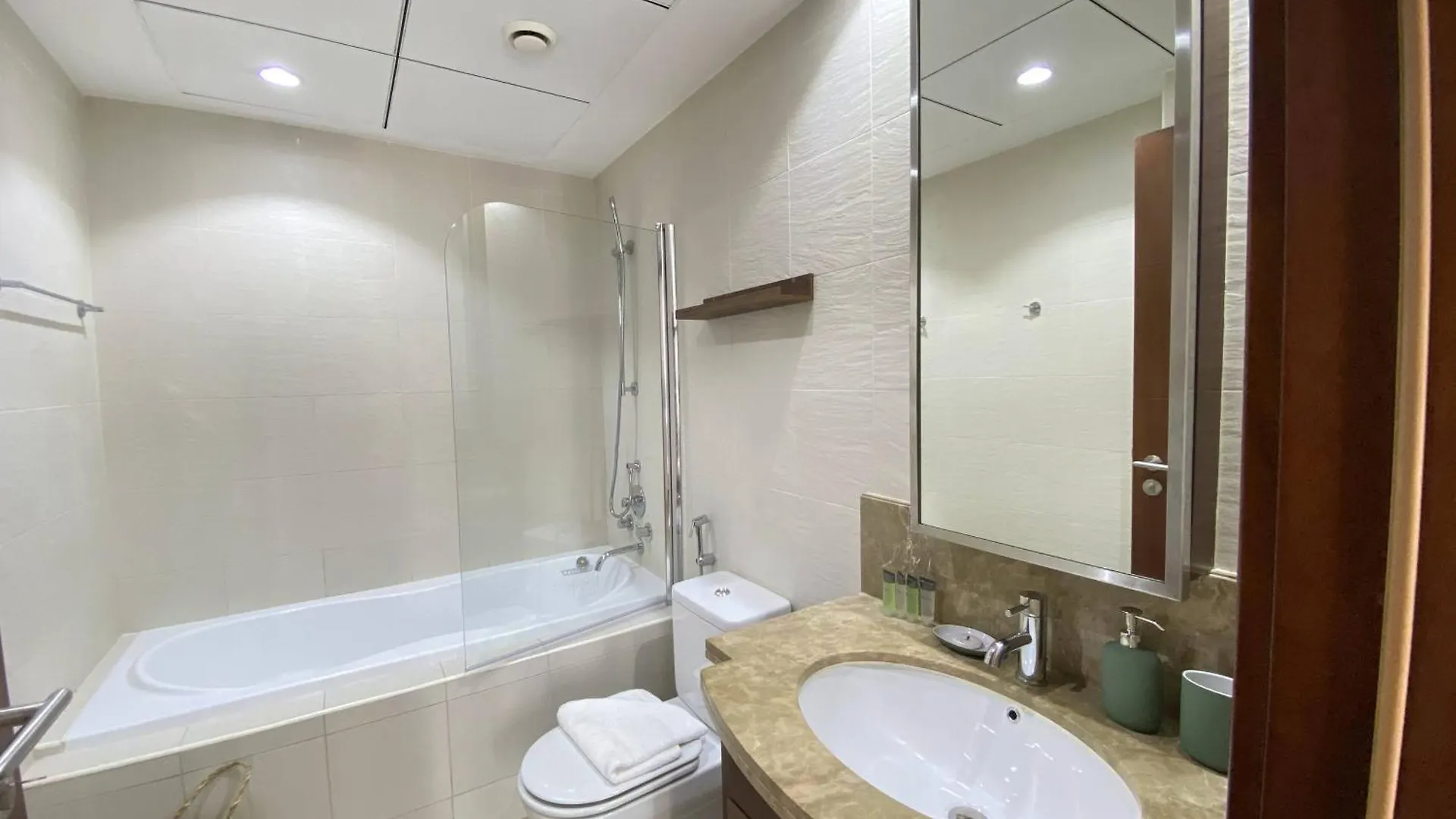 Lux Bnb Standpoint Tower Burj & Fountain Views دبي الإمارات العربية المتحدة