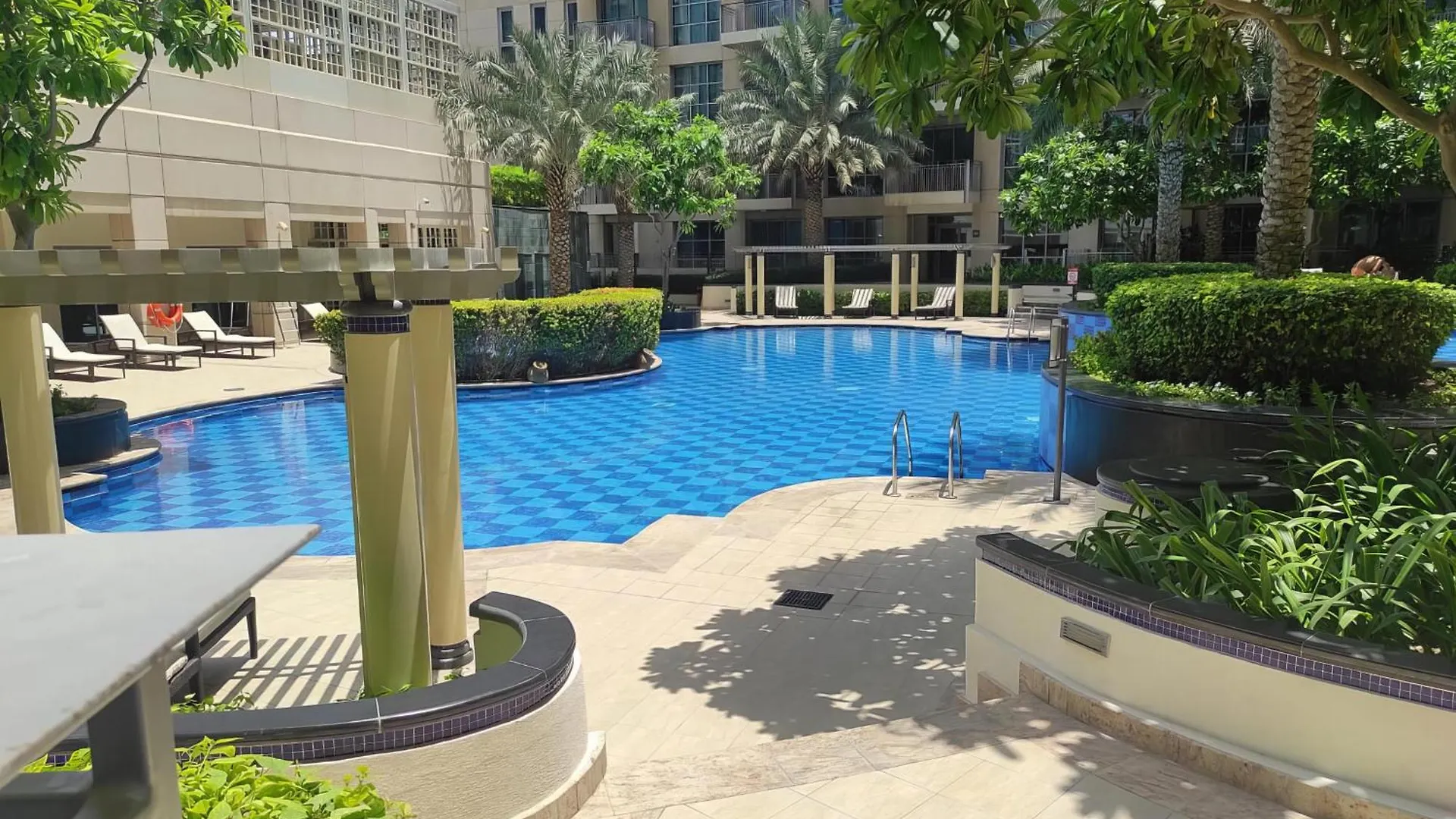 Apartment Lux Bnb Standpoint Tower Burj & Fountain Views Dubai United Arab Emirates