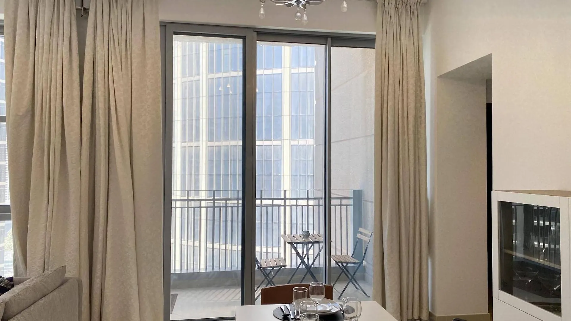 Apartmán Lux Bnb Standpoint Tower Burj & Fountain Views Dubaj